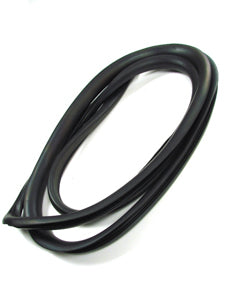 REAR WINDOW WEATHERSTRIP SEAL, WITHOUT TRIM GROOVE