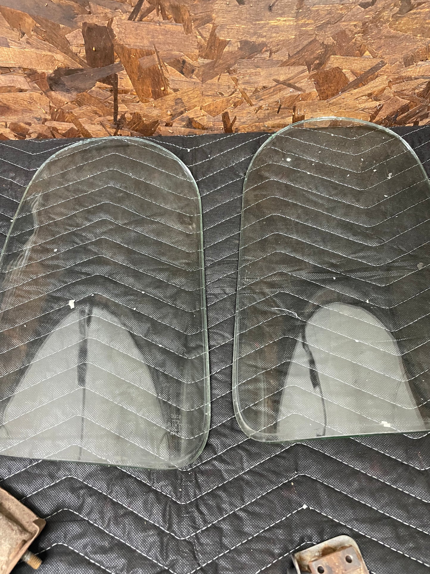 Corner Glass Set 47-53 Chevy Truck